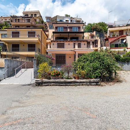 Taormina Panoramic Apartment With Parking Kültér fotó